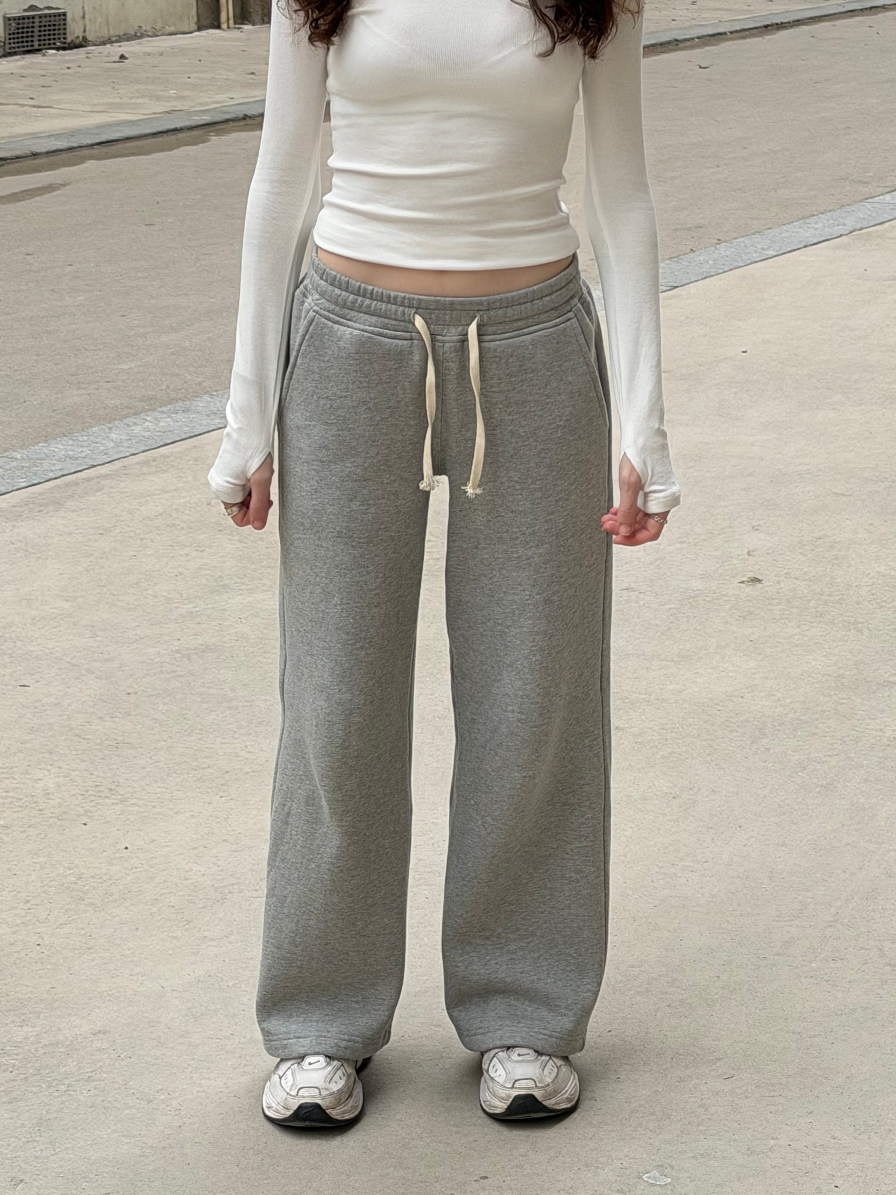Short Grey Wide Leg Joggers with Cream Drawstring